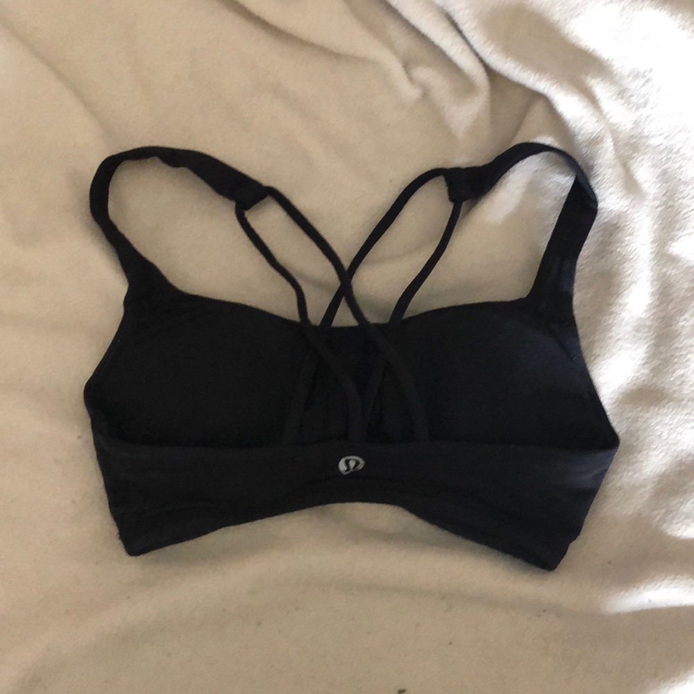 Lululemon Free To Be Bra